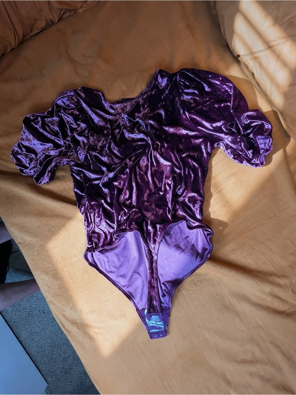 Free People Purple/Plum Velvet Puff Sleeve Bodysuit (New)